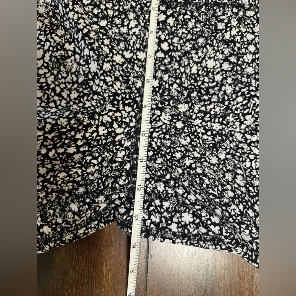 NWOT Lululemon Align High-Rise Pant 25" Venture Floral Alpine White Black - Picture 6 of 10